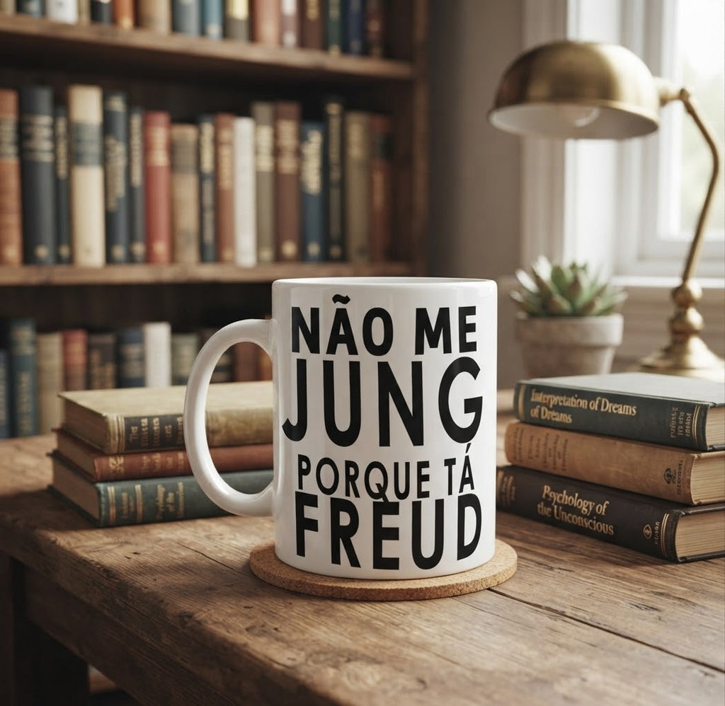 Caneca Porcelana Psicologia Não Me Jung Porque Tá freud